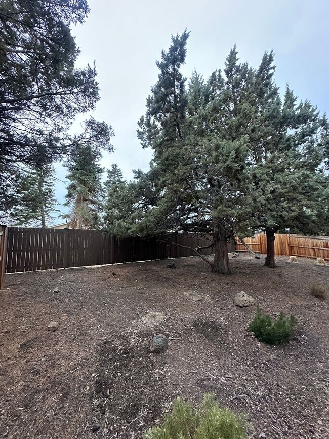 Building Photo - Beautiful home in Mirada!  A must see!