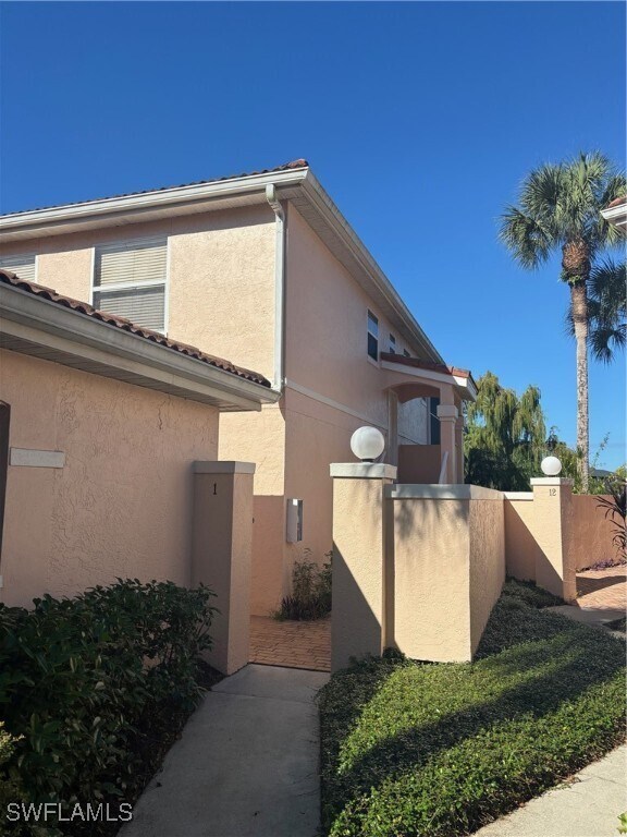 Building Photo - 940 Woodshire Ln