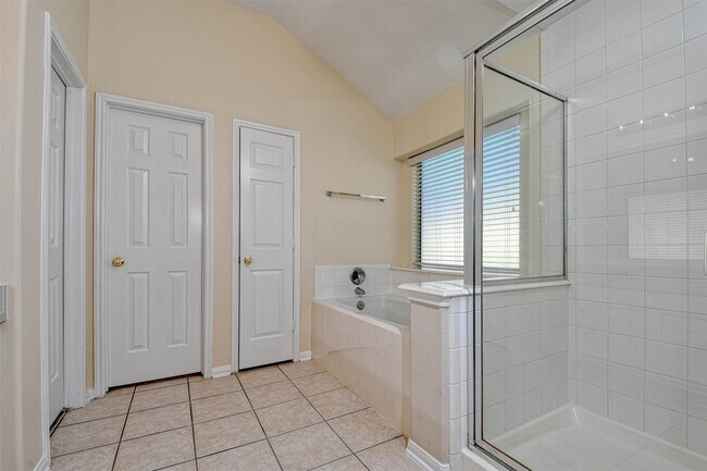 Building Photo - 20834 Normandy Forest Dr