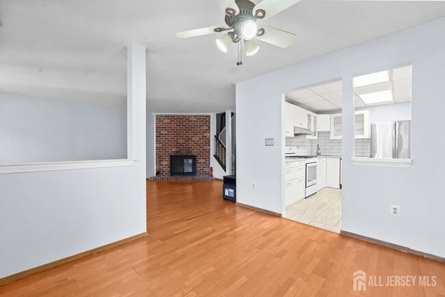 Building Photo - 19 Covington Ct