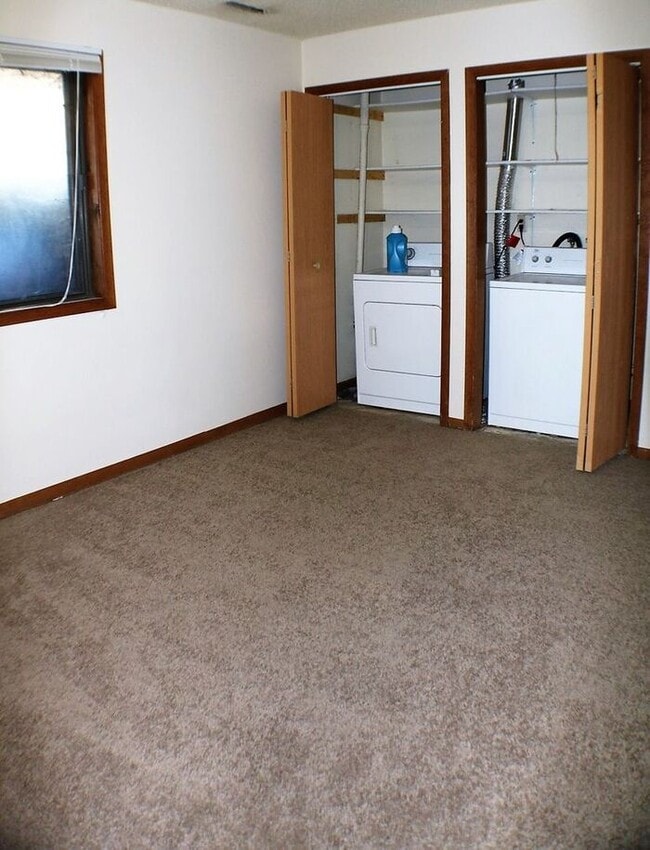 Building Photo - $1,475 | 2+ Bedroom, 1.5 Bathroom Multi Floor Town Home | No Pets | Available for July 1st, 2026 ...