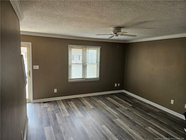 Building Photo - 6607 English Ivy Ln