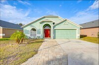 Building Photo - 739 Delancey Dr