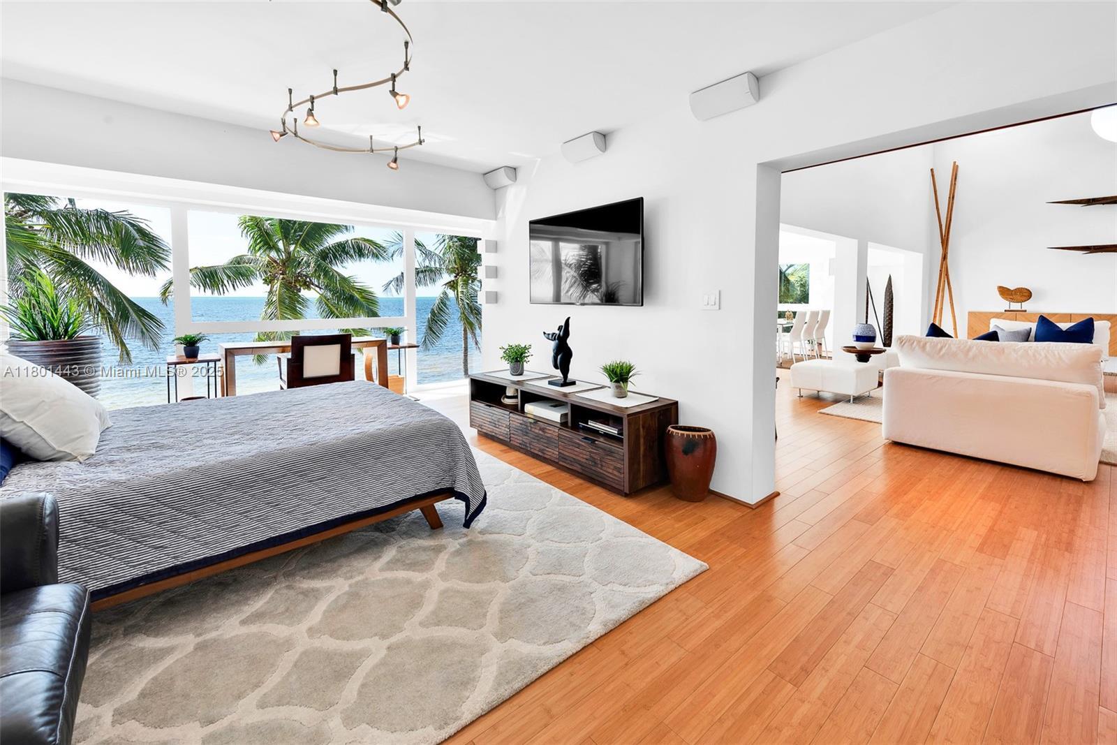 Building Photo - 60 Ocean Front Dr