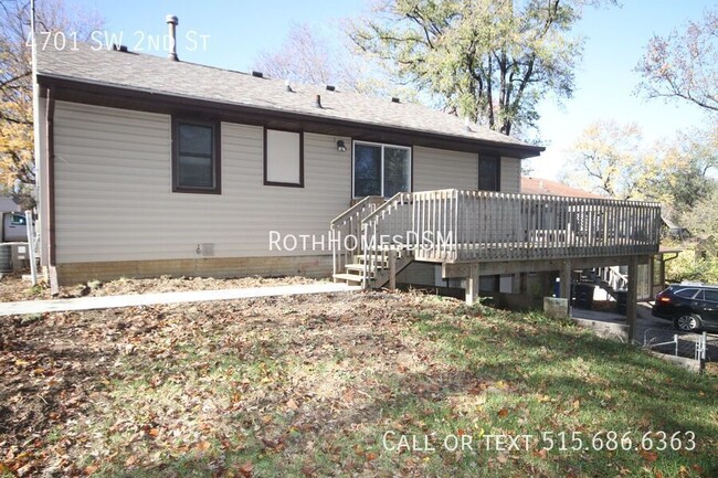 Building Photo - Large home with finished basement, includi...