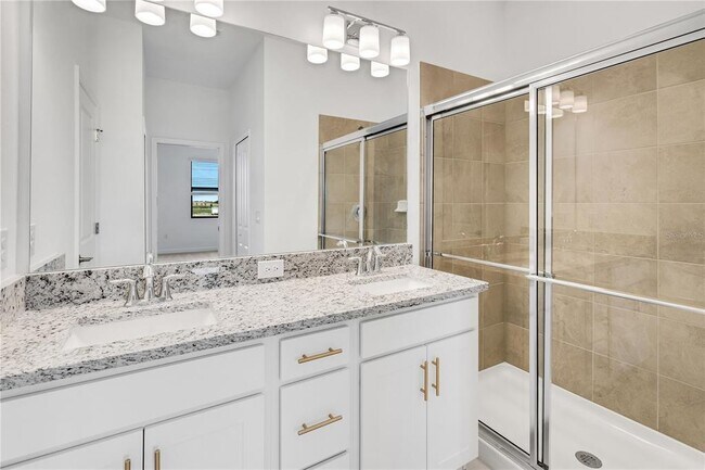 Building Photo - 15172 Sunny Day Dr