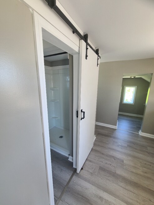 Building Photo - 32 Forry St