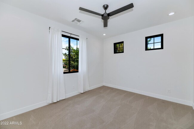 Building Photo - 4518 N 39th St