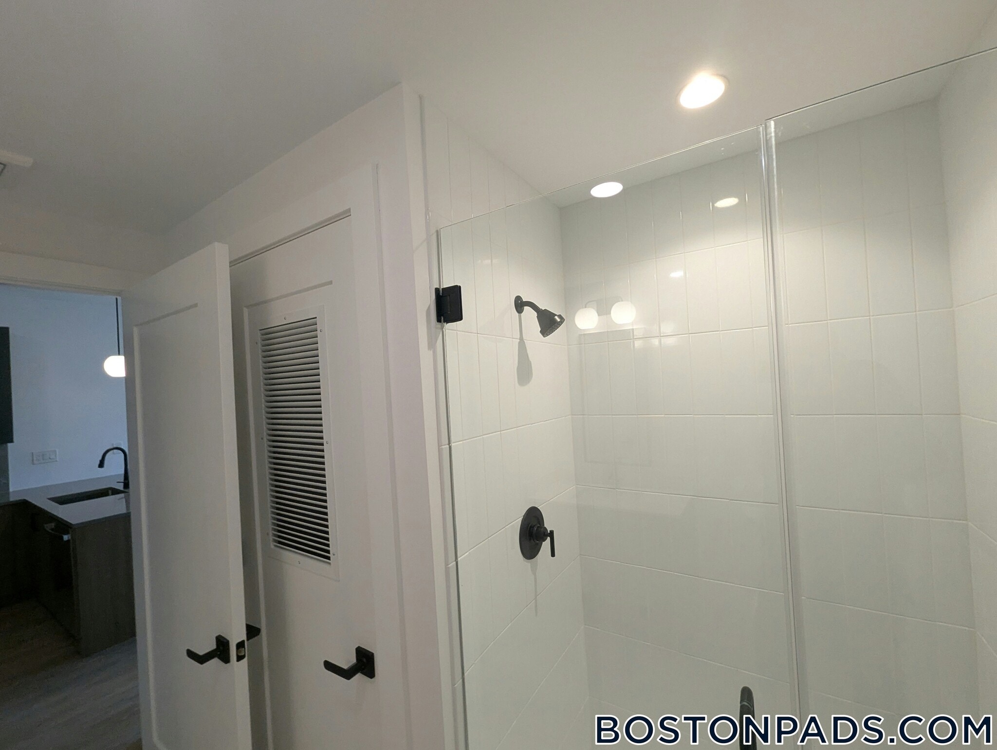 Building Photo - 199 Gardner St