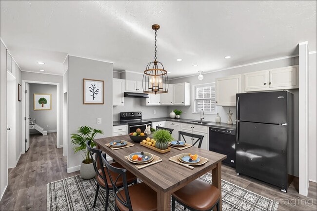 Building Photo - 2609 Thornbury Ln