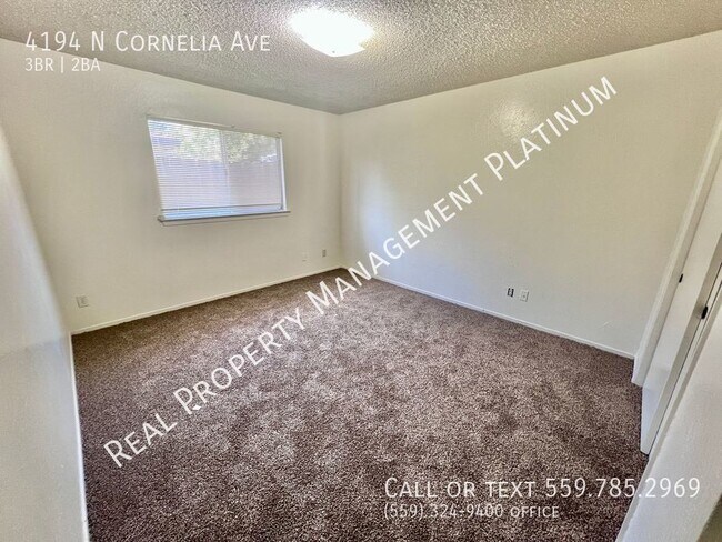 Building Photo - $1,495 Cornelia & Ashlan, 3 bedroom - N. C...
