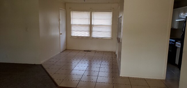 Building Photo - 3337 E Virgin St