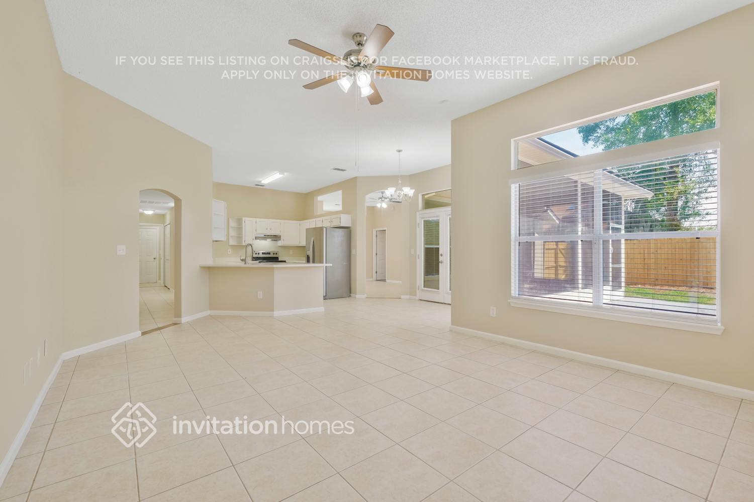 Building Photo - 492 Summit Ridge Dr