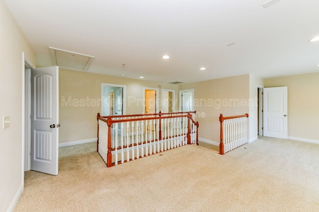 Building Photo - 906 Keaton Ridge Court