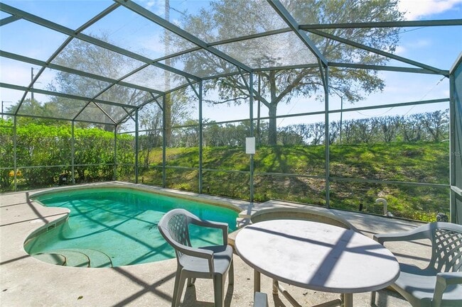 Building Photo - 217 Sand Ridge Dr