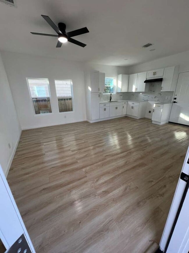Building Photo - Gorgeous all renovated Home in Houston, TX!.