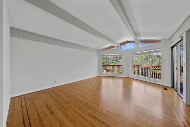 Building Photo - 7175 Red Holly Ct