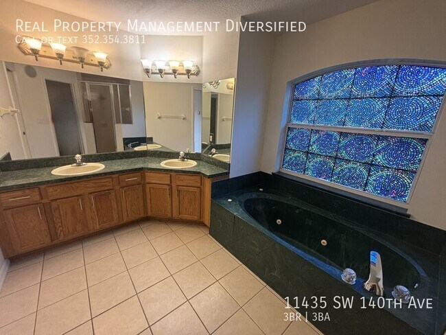 Building Photo - 11435 SW 140th Ave