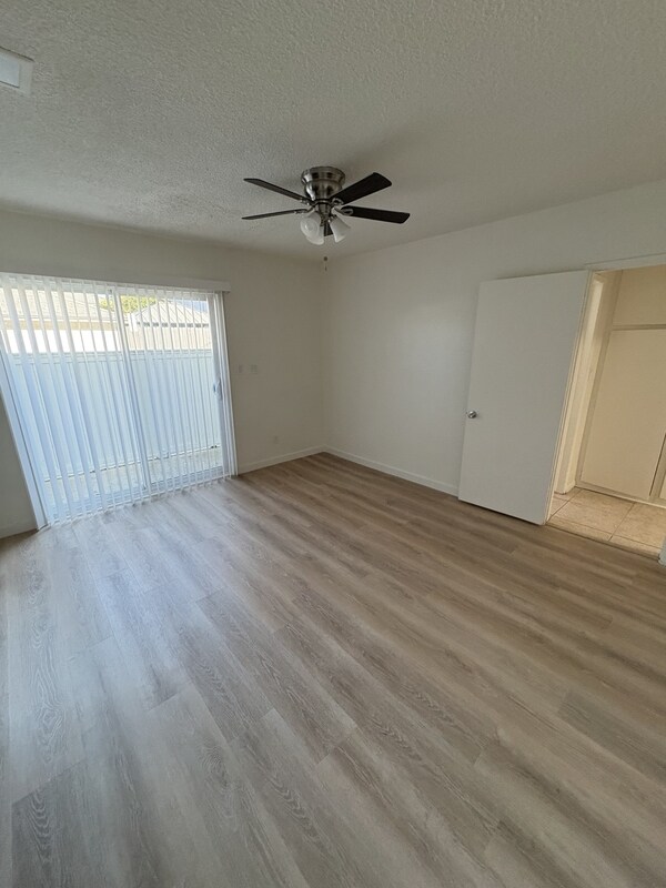 Building Photo - 2611 Ocean Ave