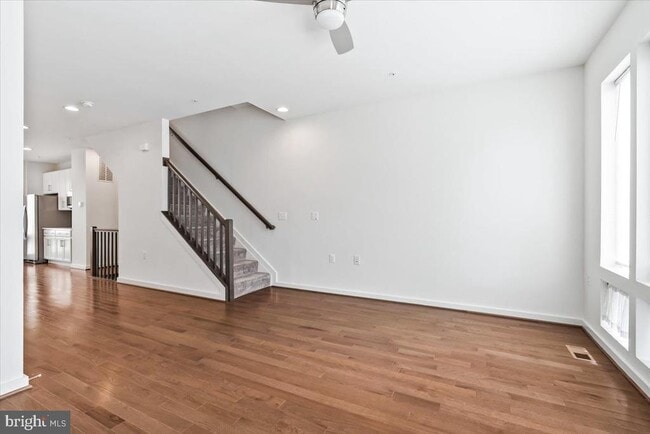 Building Photo - 1502 Trafalgar Ln
