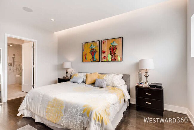 Building Photo - 880 N Milwaukee-5S