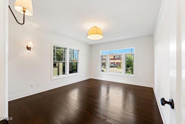 Building Photo - 820 Brent Ave