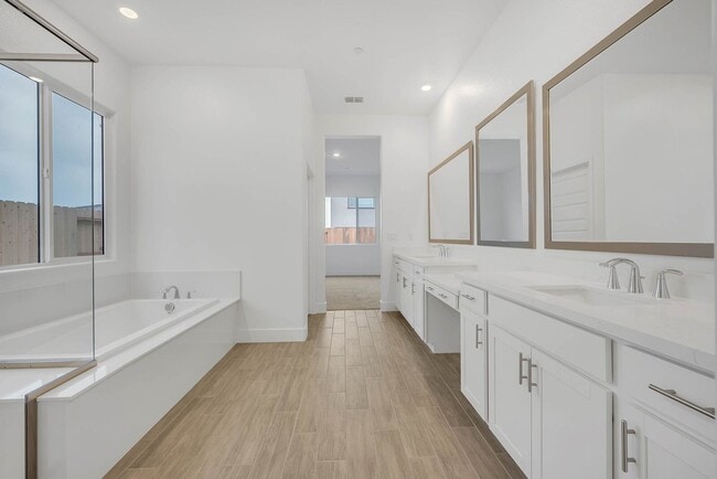 Building Photo - 12705 Parakeet Wy