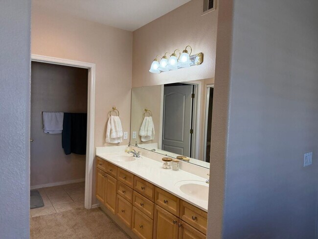 Building Photo - 4200 N 82nd St