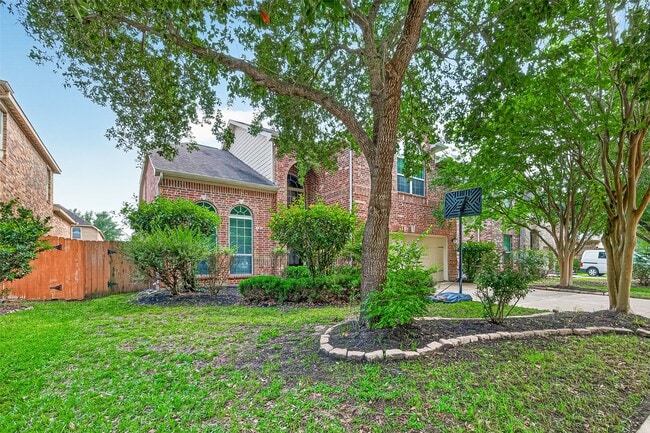 Building Photo - 17415 Sandalisle Ln