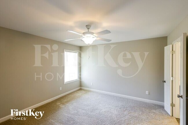 Building Photo - 7221 60th Ave E