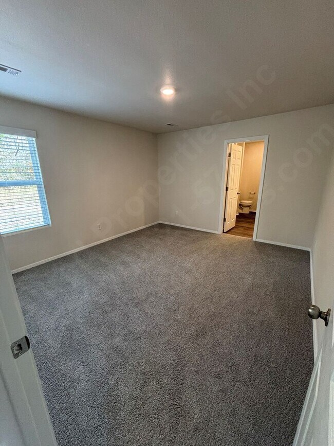 Building Photo - Coming September! Newer Construction 3-Bed...