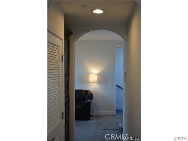 Building Photo - 408 Avenida Santa Barbara