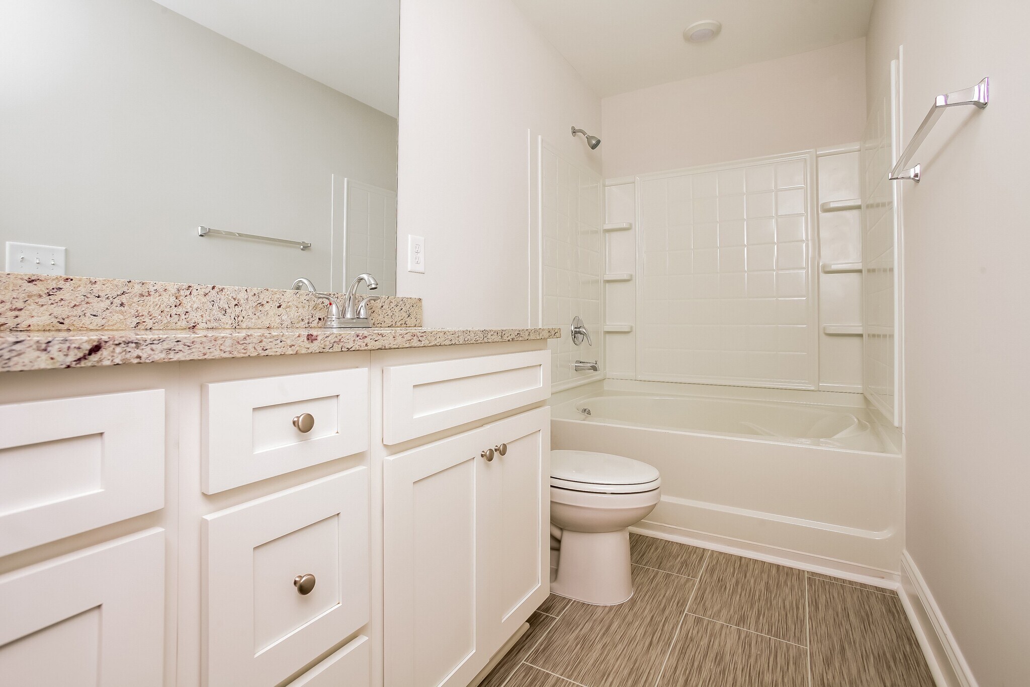 Building Photo - 122 Sidney Walk Ln