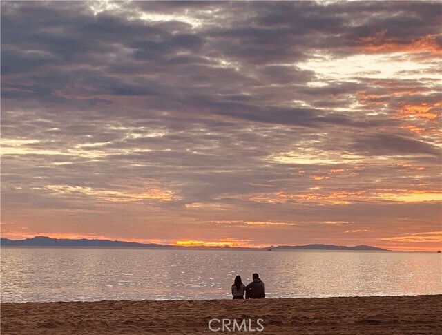 Building Photo - 122 46th St