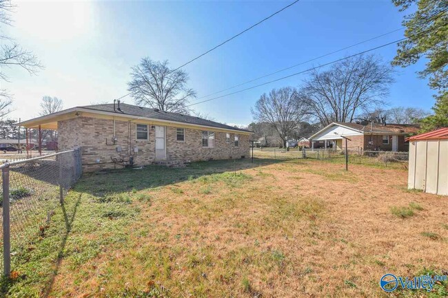 Building Photo - 3606 Northwest Crestmore Avenue