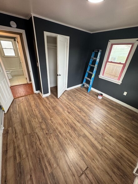 Building Photo - 28 York Ave