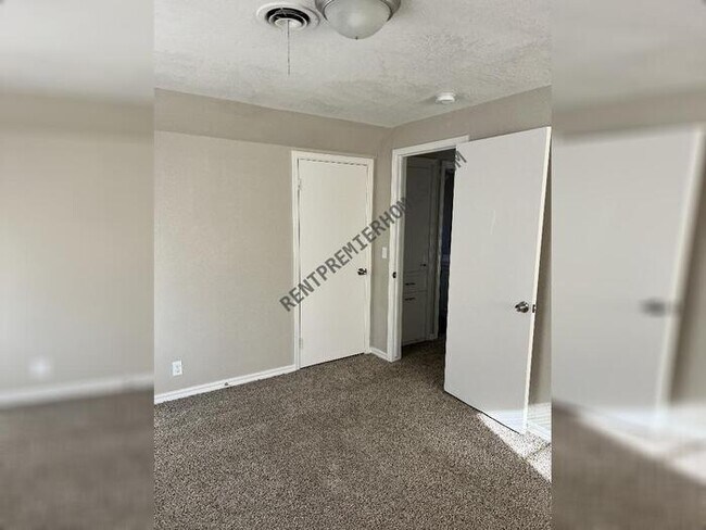 Primary Photo - 701 NE 81st St