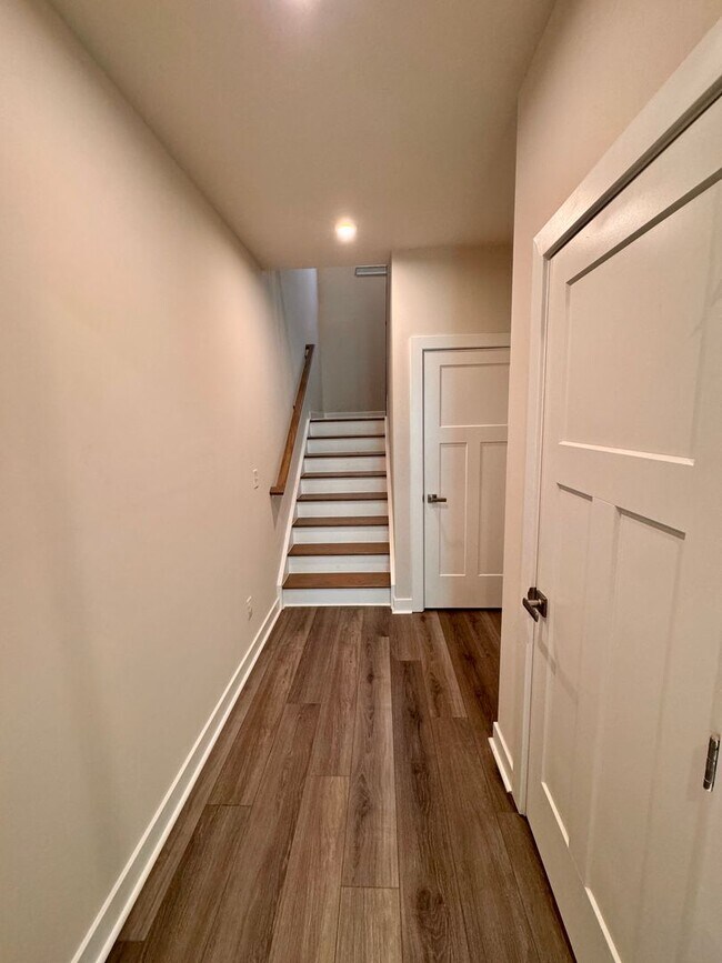 Building Photo - Beautiful, 3BR/3BA, Ranch with Bonus Room in Harrisburg