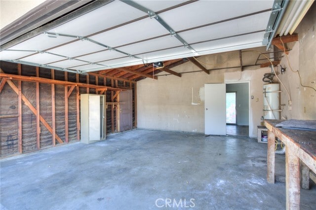Building Photo - 13011 Pinon St