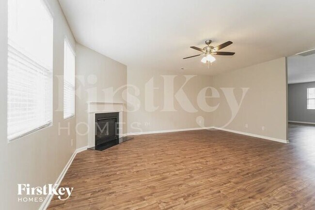 Building Photo - 7302 Lamplighter Close Dr