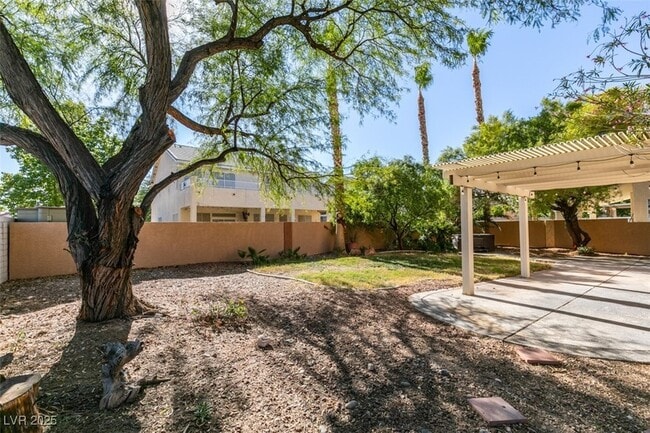 Building Photo - 8447 Brody Marsh Ave