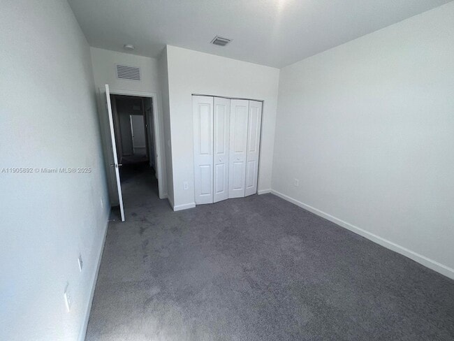 Building Photo - 11911 SW 246 Terrace