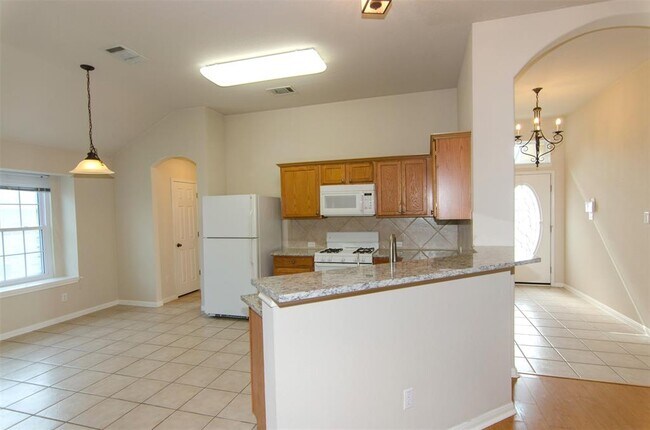 Building Photo - 1006 Promenade Ct