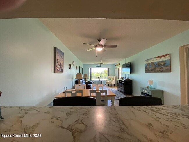 Building Photo - 555 Fillmore Ave