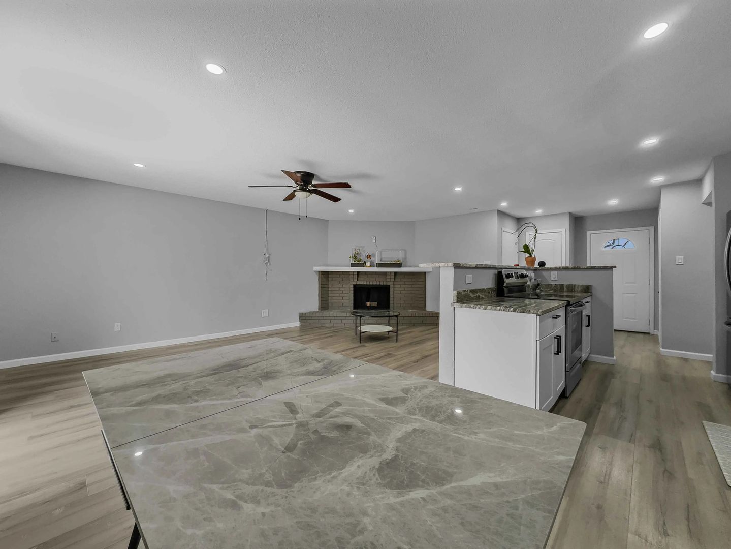 Building Photo - 4917 Woodruff Dr