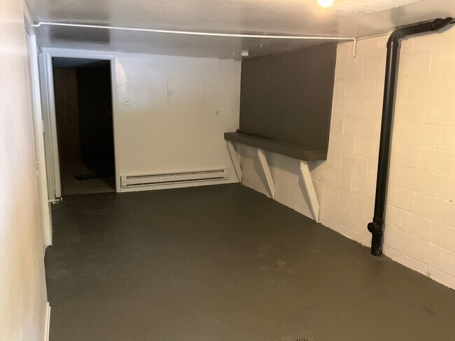 Building Photo - 3 Bed 2 Bath- Cannonsburg PA