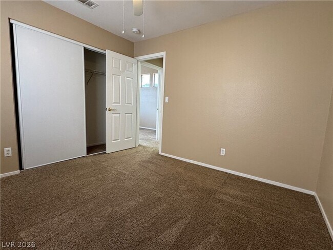 Building Photo - 816 Canterbury Cross Pl