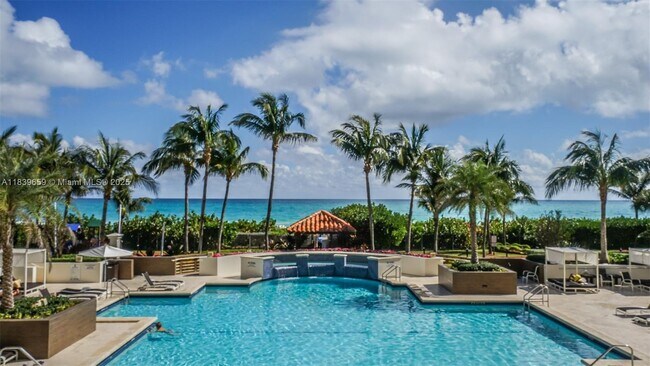 Building Photo - 4779 Collins Ave