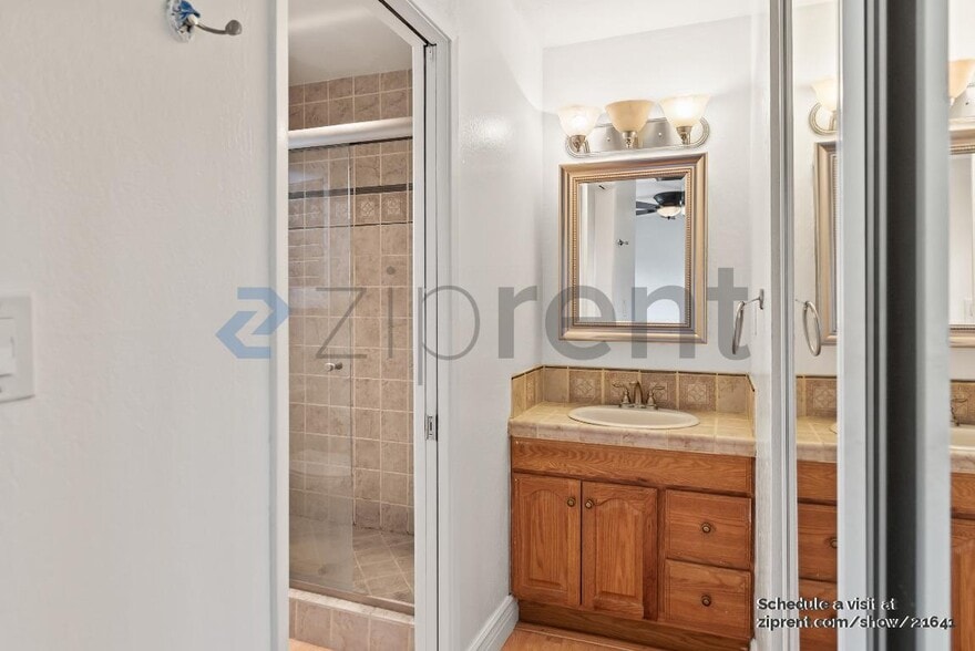 Building Photo - 14245 Lora Dr