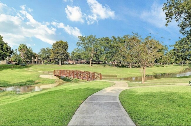 Building Photo - 21514 Venture Park Dr